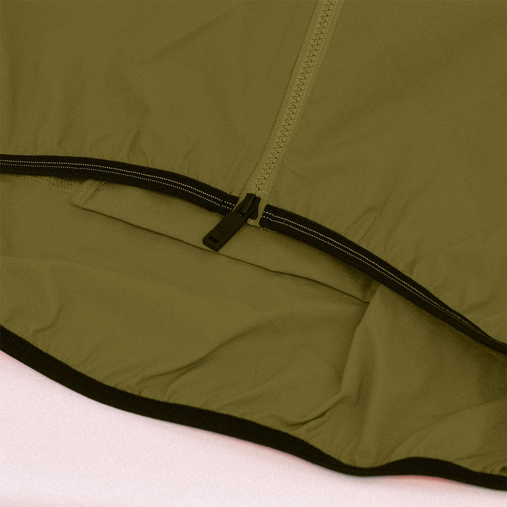 Signature Packable Wind Jacket (Olive Green)